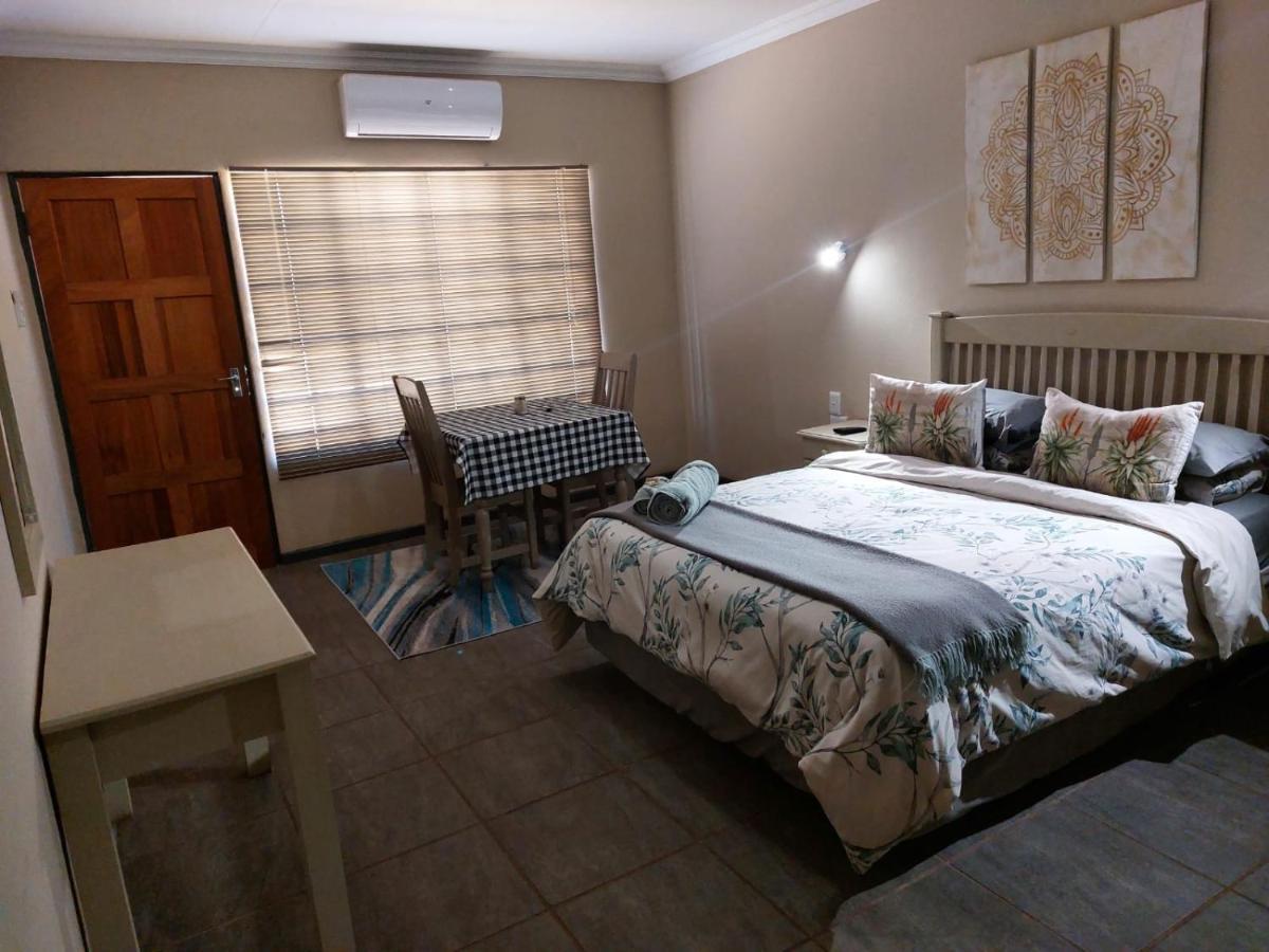 Wisteria Lane Guesthouse Postmasburg Exterior foto